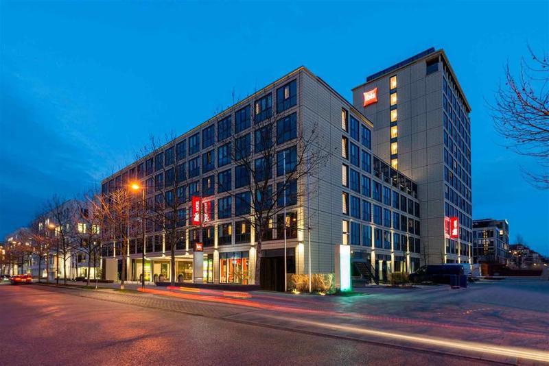 Novotel Suites Munchen Parkstadt Schwabing Екстер'єр фото